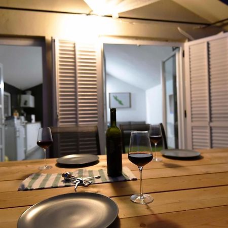 Apartmani Vinetan Betina  Zewnętrze zdjęcie