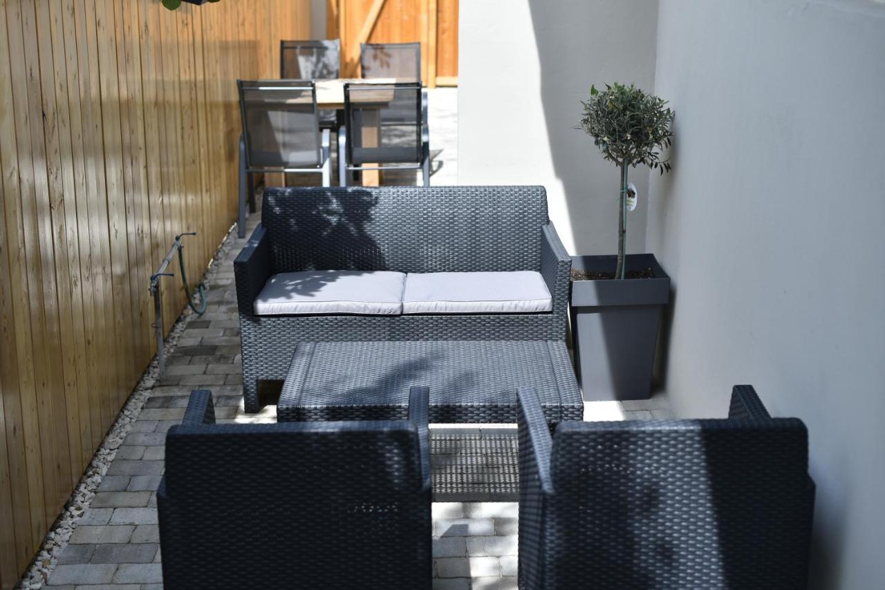 Apartmani Vinetan Betina  Zewnętrze zdjęcie